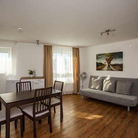 Outlet-Apartment Metzingen Metzingen  Kültér fotó