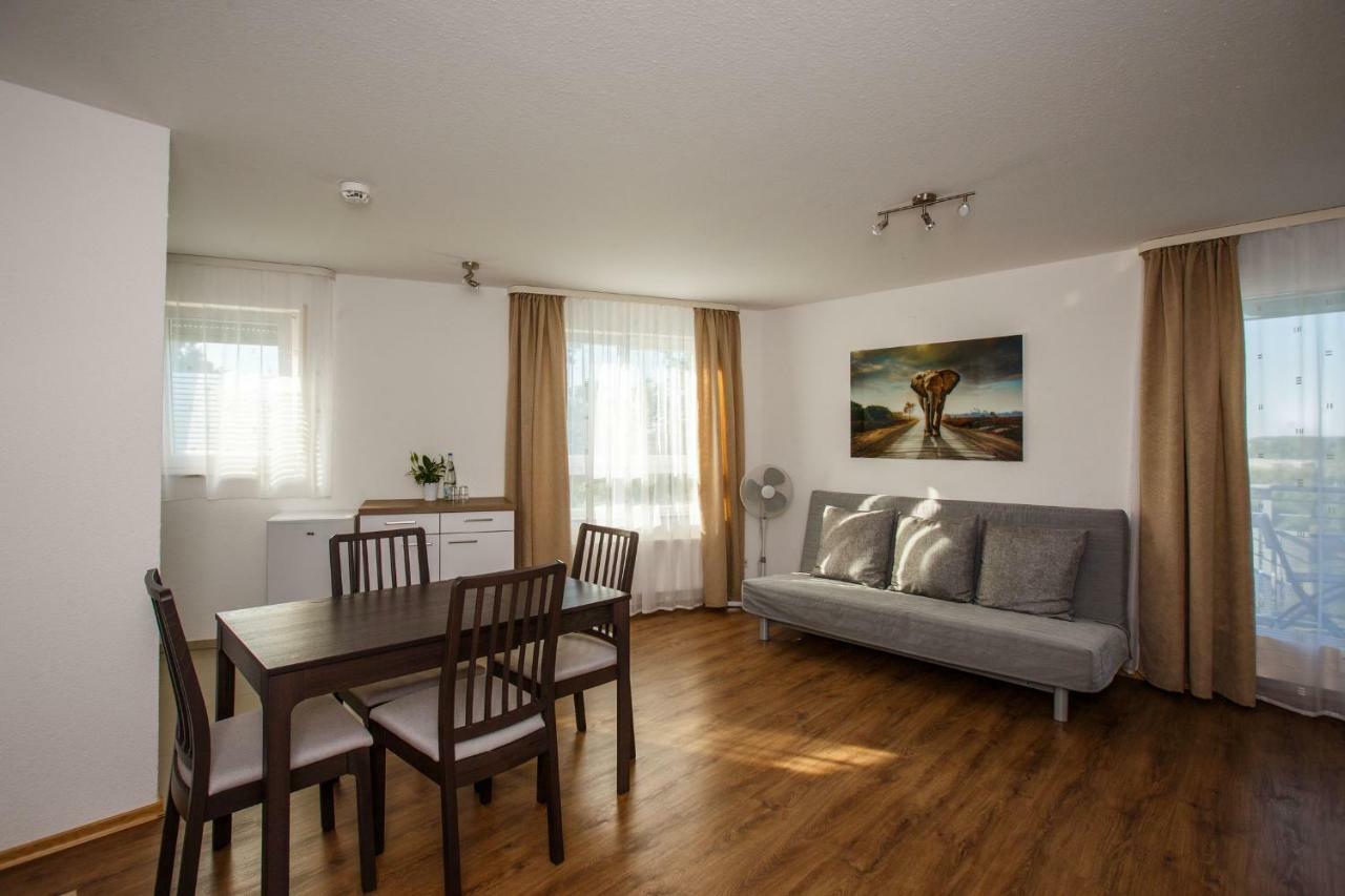 Outlet-Apartment Metzingen Metzingen  Kültér fotó